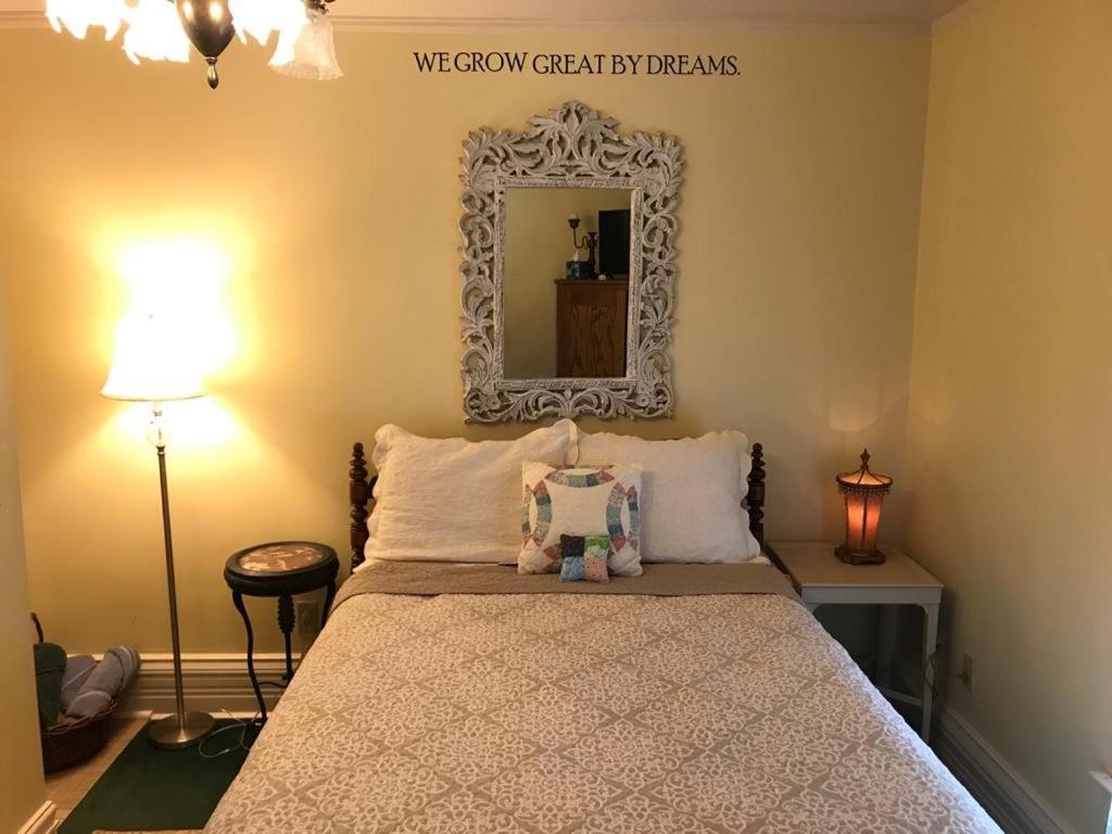 Innisfree Bed & Breakfast Саут-Бенд Экстерьер фото