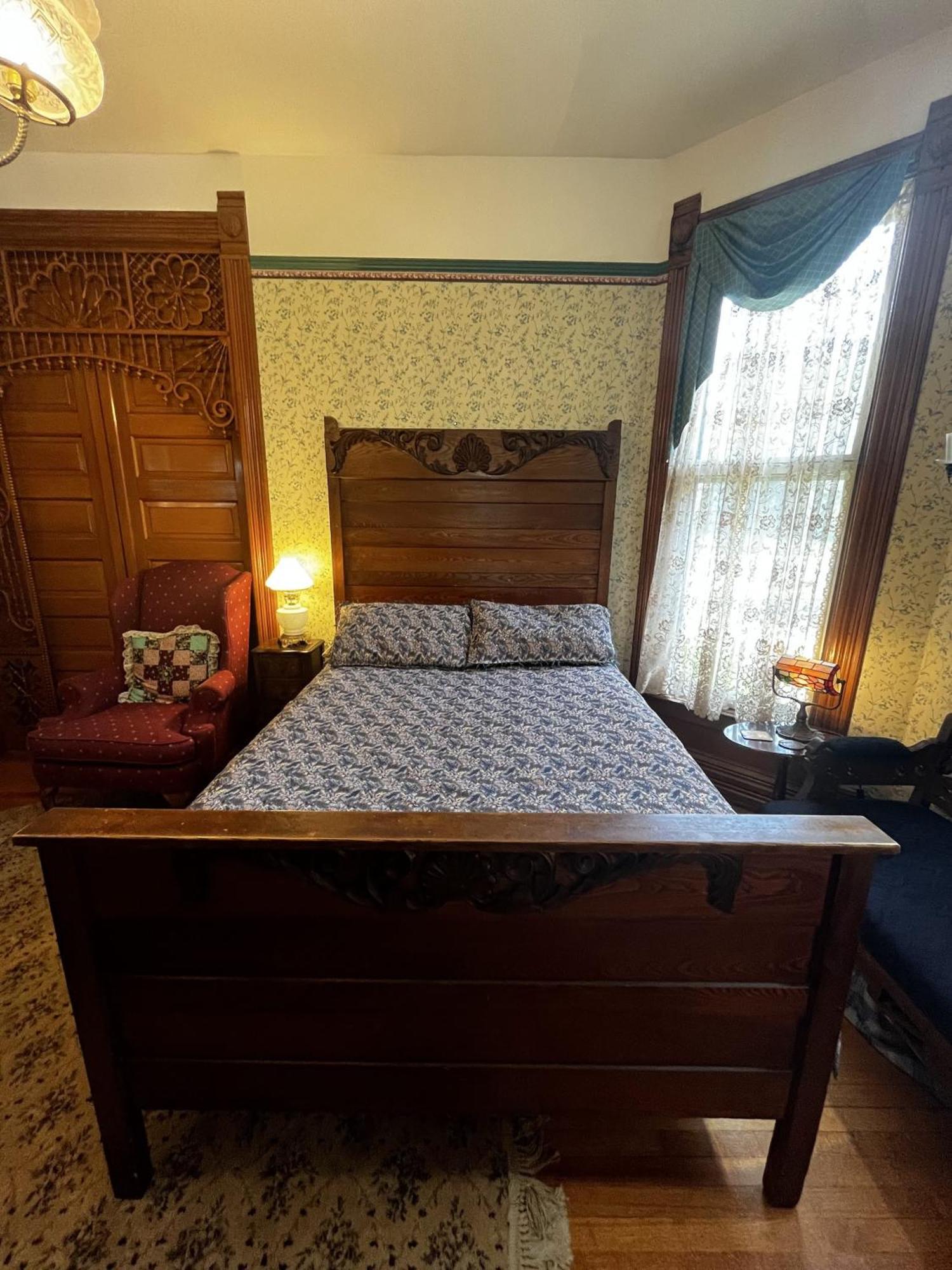Innisfree Bed & Breakfast Саут-Бенд Экстерьер фото