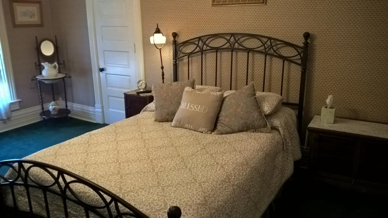 Innisfree Bed & Breakfast Саут-Бенд Экстерьер фото